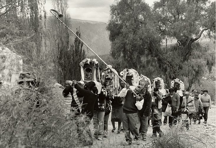 Procesión de Santos en la Quebrada de Humahuaca, Jujuy