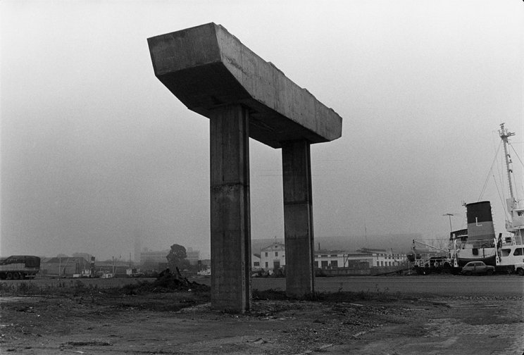 Encrucijada XIII, Autopista en construcción, Buenos Aires