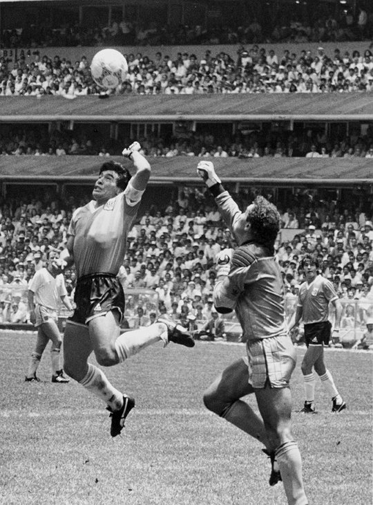 La mano de Dios (Maradona en México ’86) La mano de Dios (Maradona en México ’86)