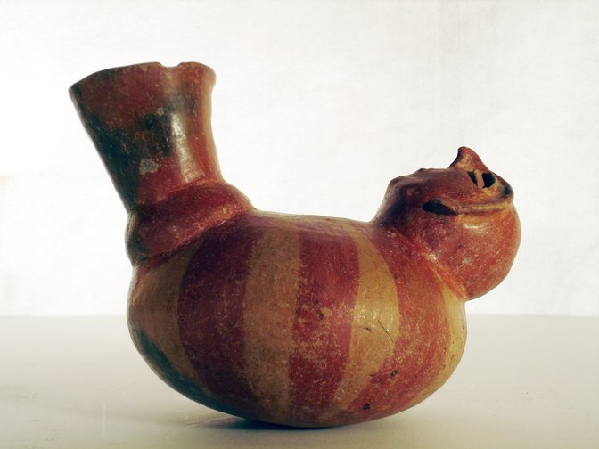 Vaso anillo cabeza humana